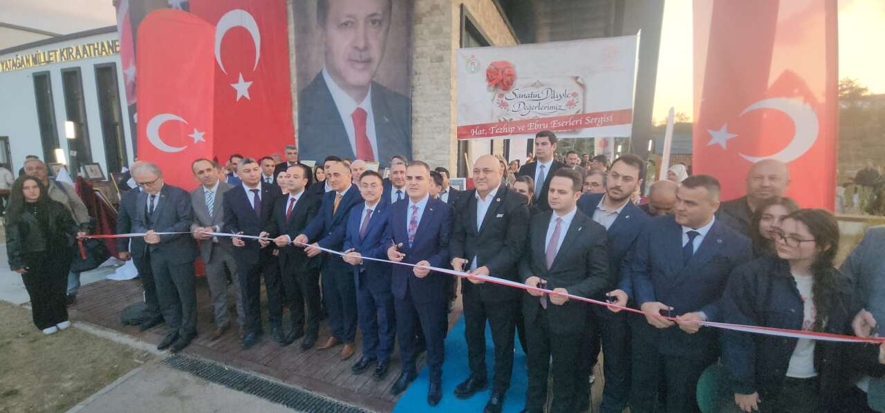 Muğla Valisi Akbıyık, Yatağan Millet Bahçesi’nde Gençlerle İftarda Buluştu 12